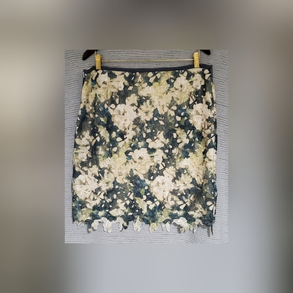 NWOT Women's Floral Lace Skirt Sz 12 Max Studio - Picture 3 of 4